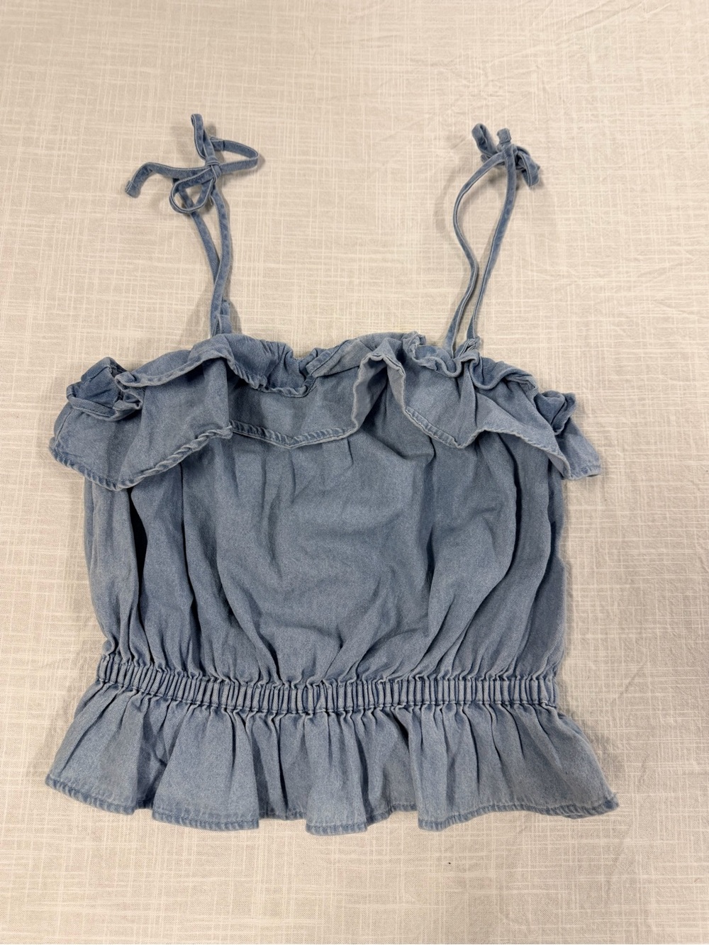 American Eagle Denim -Look Ruffle Smocked Women's Tank Top - Blue size medium